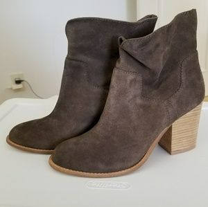 New! Splendid Suede Heeled Booties.